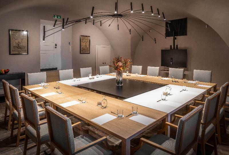 Chateau Clara Futura Dolni Brezany Екстериор снимка